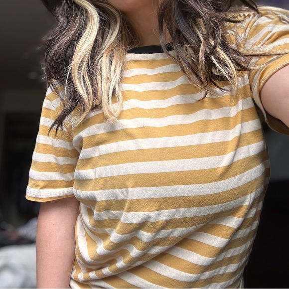 pacsun men’s yellow white black striped straight fit tee unisex androgynous - Picture 3 of 4